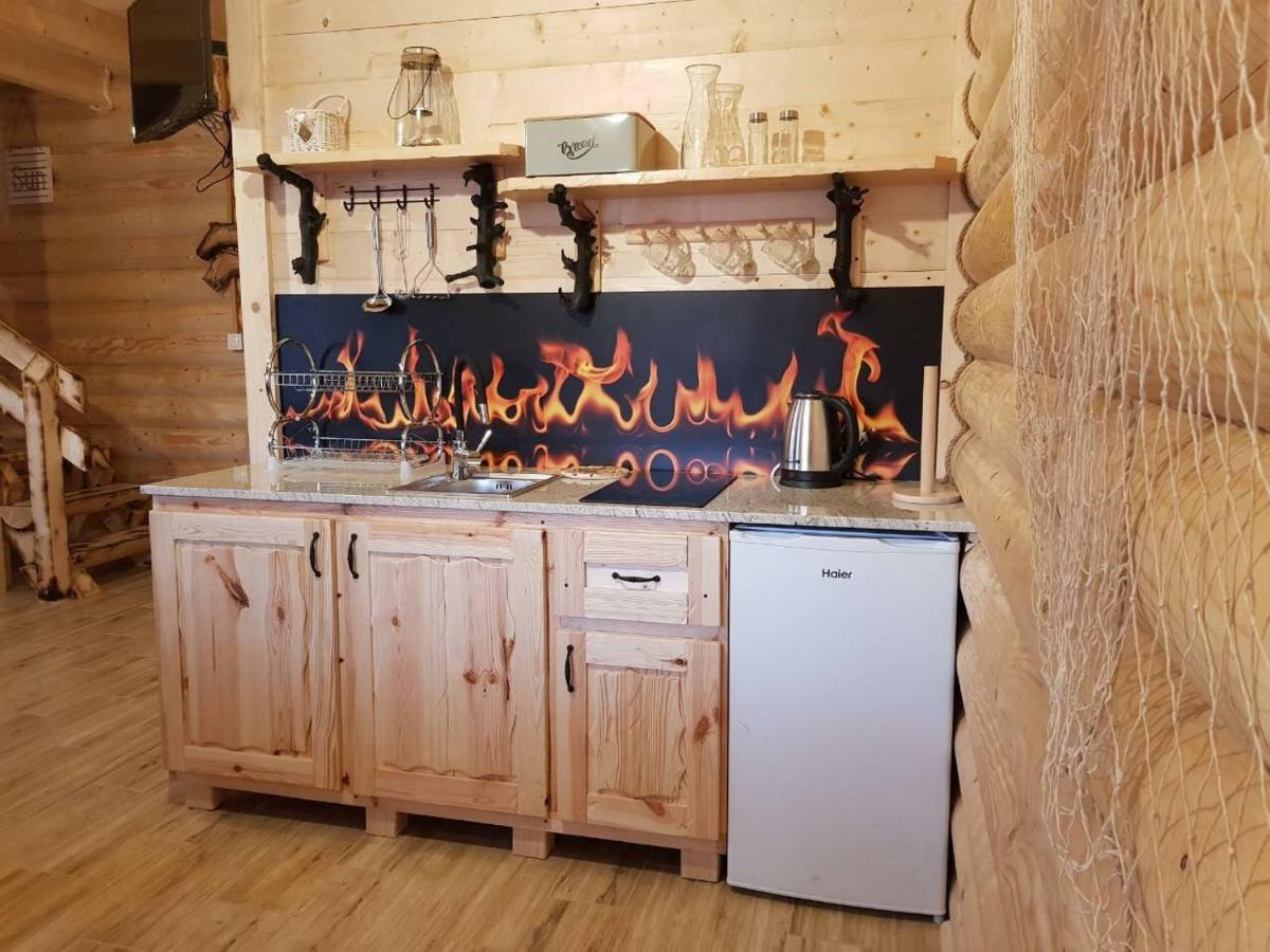 Behappy Woodhouse Villa Jastrzębia Góra Екстериор снимка