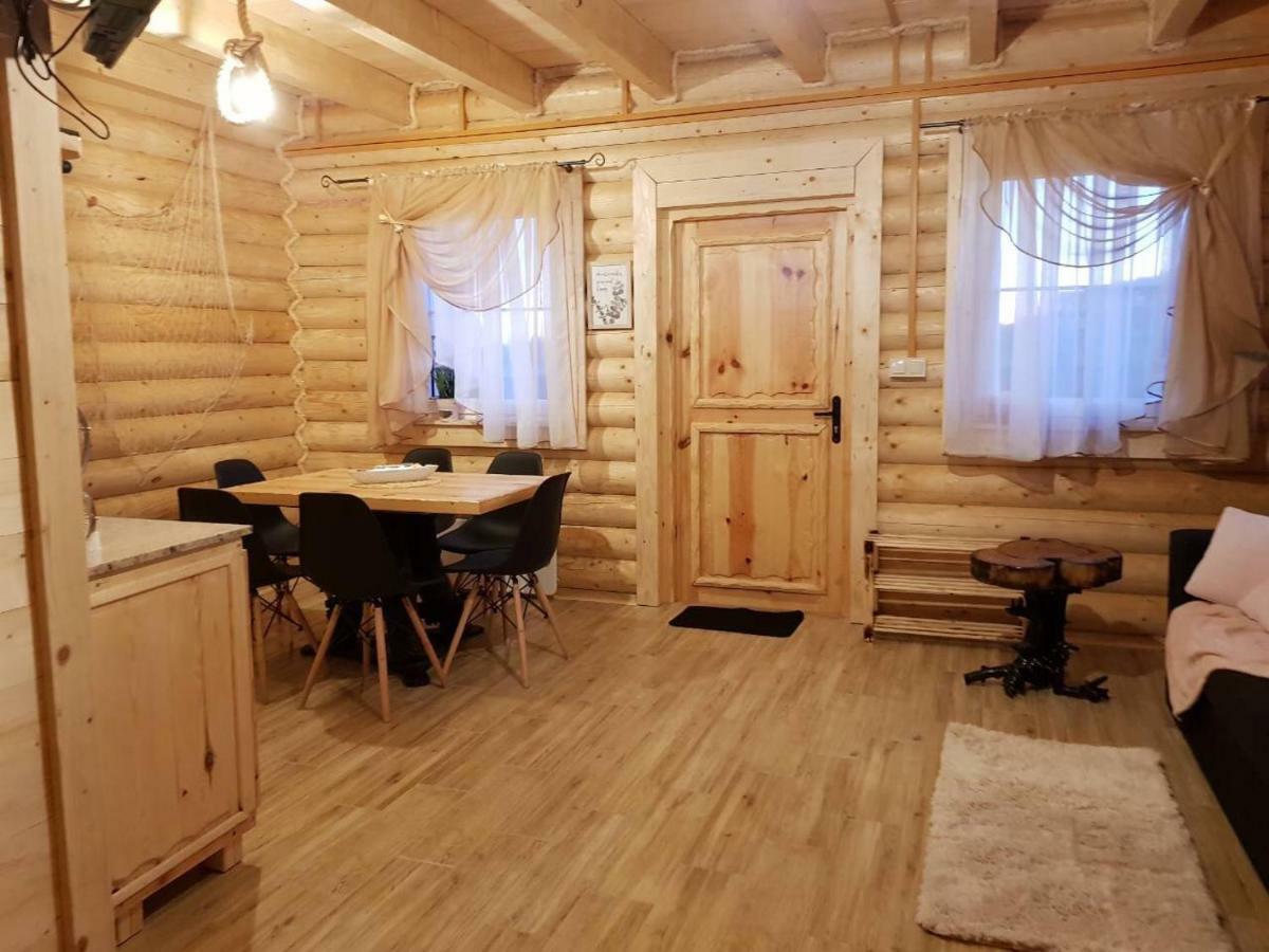 Behappy Woodhouse Villa Jastrzębia Góra Екстериор снимка