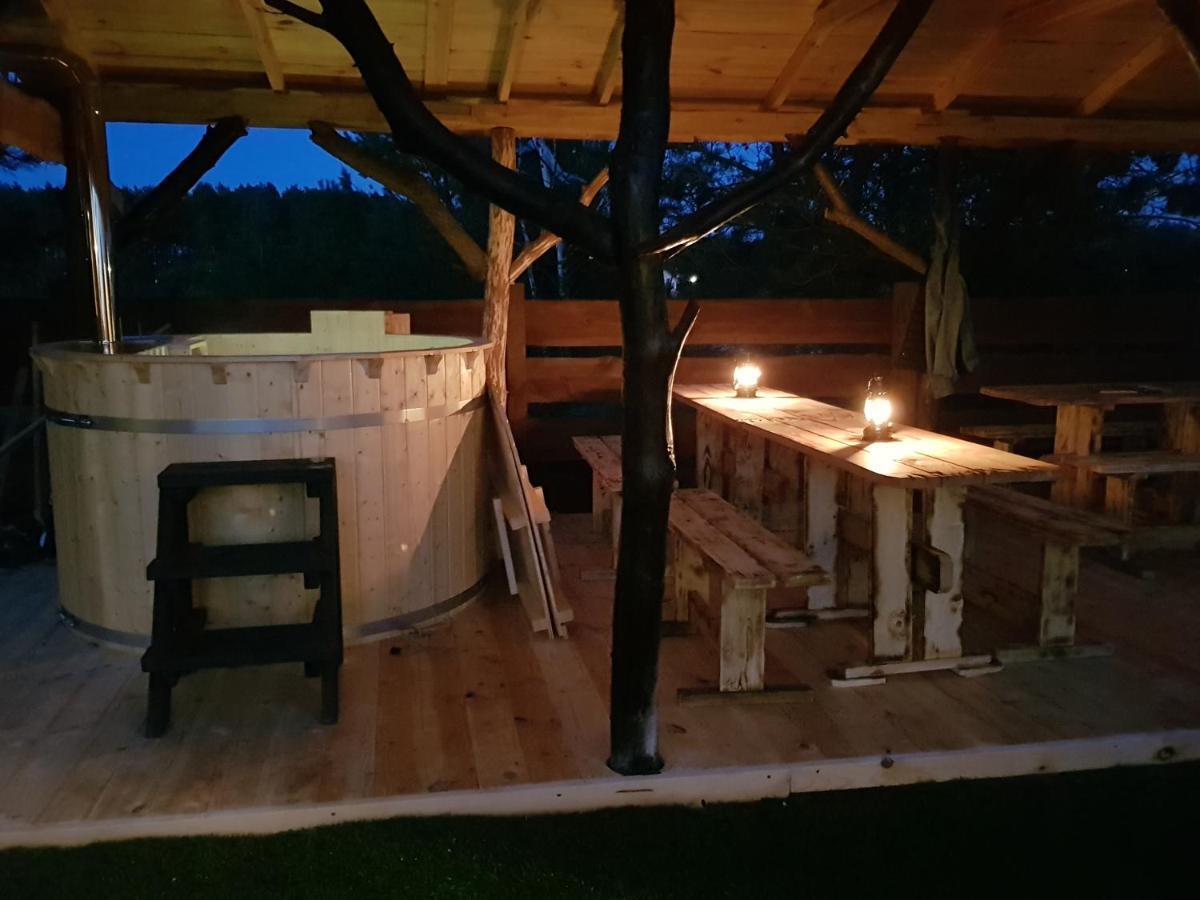 Behappy Woodhouse Villa Jastrzębia Góra Екстериор снимка