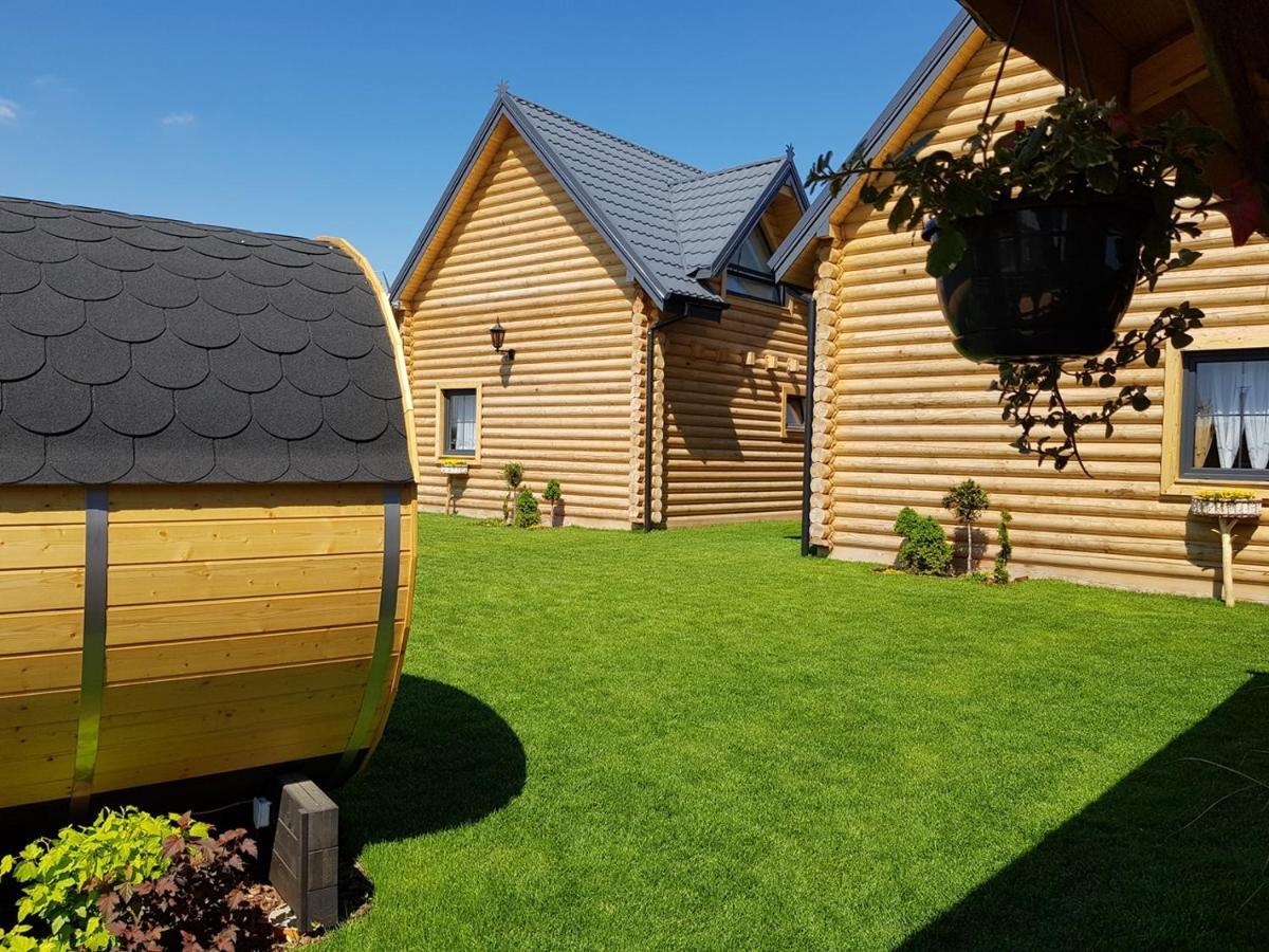 Behappy Woodhouse Villa Jastrzębia Góra Екстериор снимка